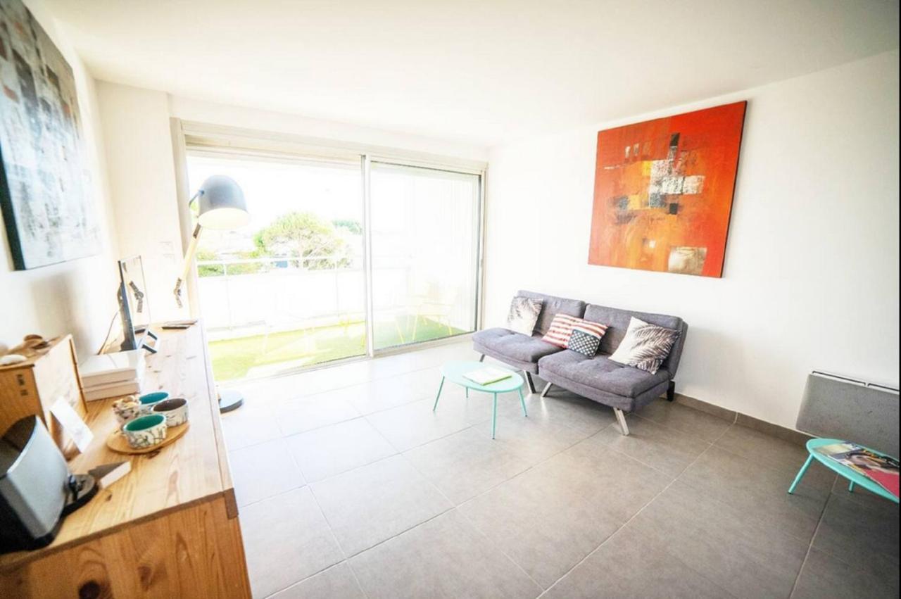 LE CALDERINI APPART - Face PLAGE WIFI et PARK Gratuit CALME - Résid Le Surcouf - CoHôteConciergerie La Grande Motte Exterior foto