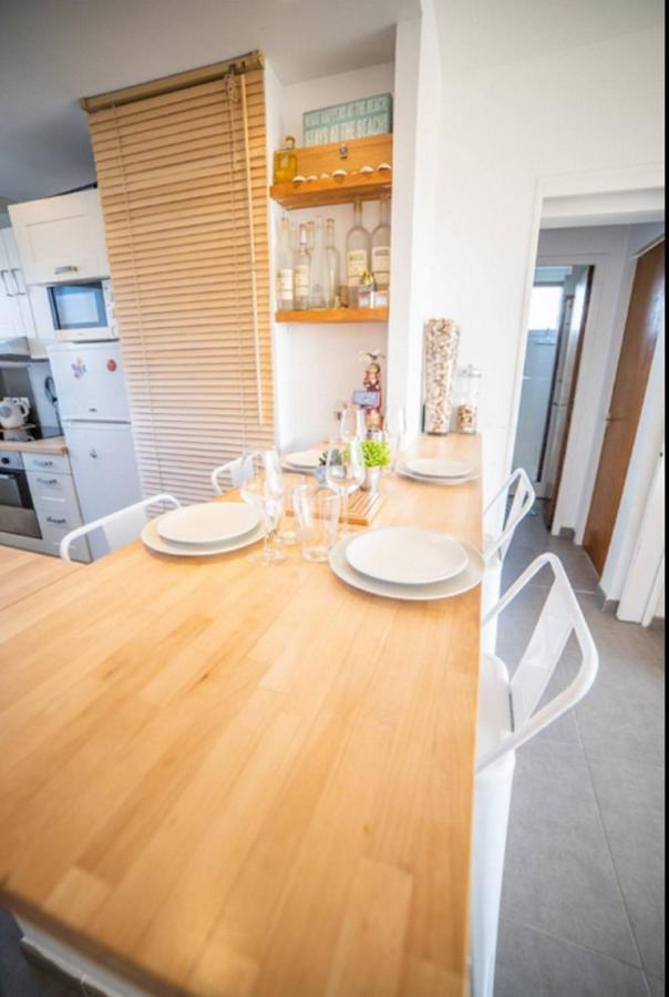 LE CALDERINI APPART - Face PLAGE WIFI et PARK Gratuit CALME - Résid Le Surcouf - CoHôteConciergerie La Grande Motte Exterior foto